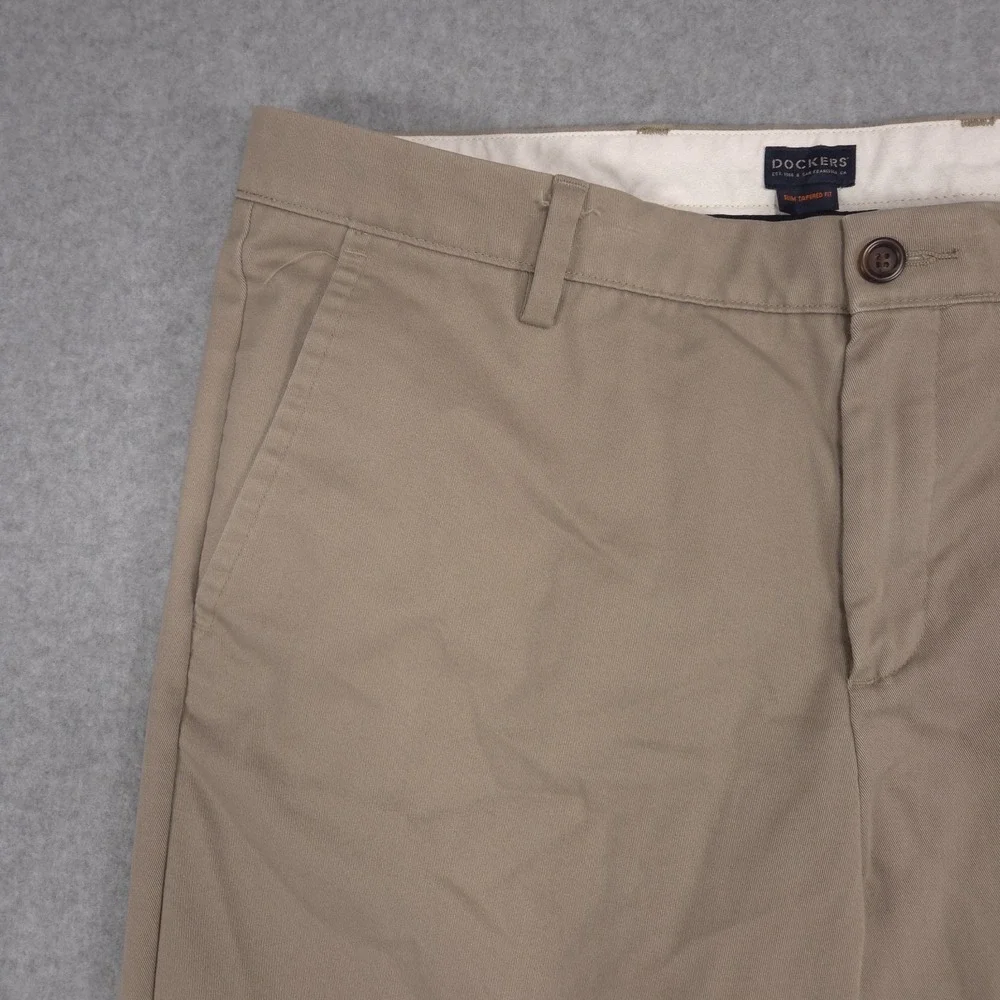 Dockers Mens 38x30 Beige Tan Slim Tapered Flat Front Chino Khaki Pants School